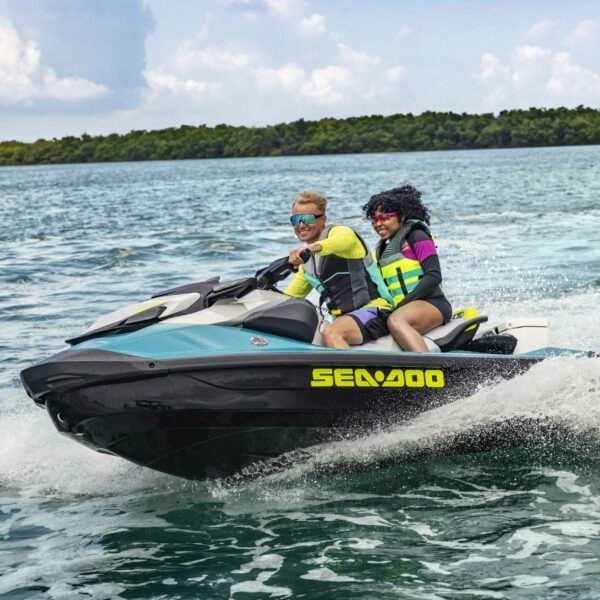 SEA-DOO-gtx-130cv-avec-permis-sud-est-nautic-jet-ski